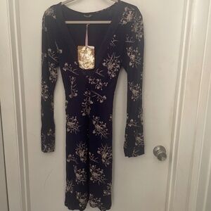 New Chilli Pepper Blue White Dress Size Large